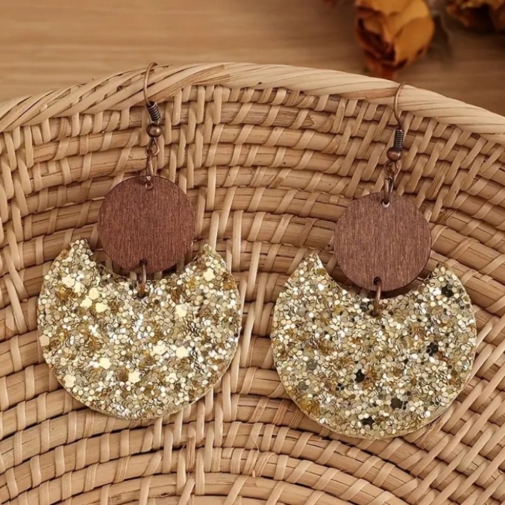 NEW Wood + Gold glittery dangle Earrings - Boutique